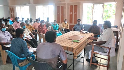 கரோனா தடுப்பு நடவடிக்கை:ஆலோசனைக் கூட்டம்