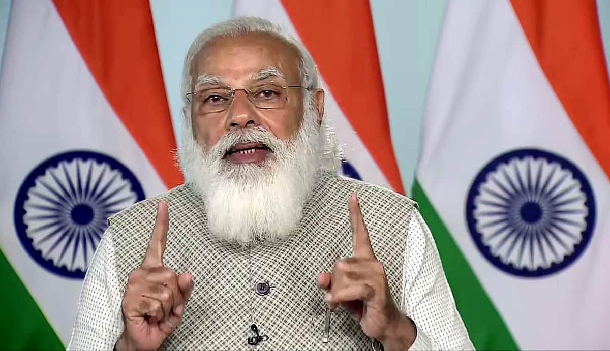 மக்களுக்கும் மத்திய அரசுக்கும் மத்தியில் தடையாக நிற்கும் மம்தா: மோடி