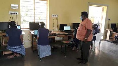 கரோனா கட்டுப்பாடுகளுடன் பிளஸ் 2 செய்முறைத் தோ்வுகள் தொடக்கம்