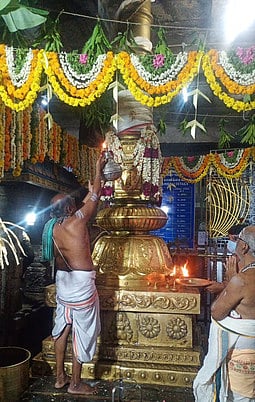 திருத்தணி முருகன் கோயில் பிரம்மோற்சவம் கொடியேற்றத்துடன் தொடக்கம்