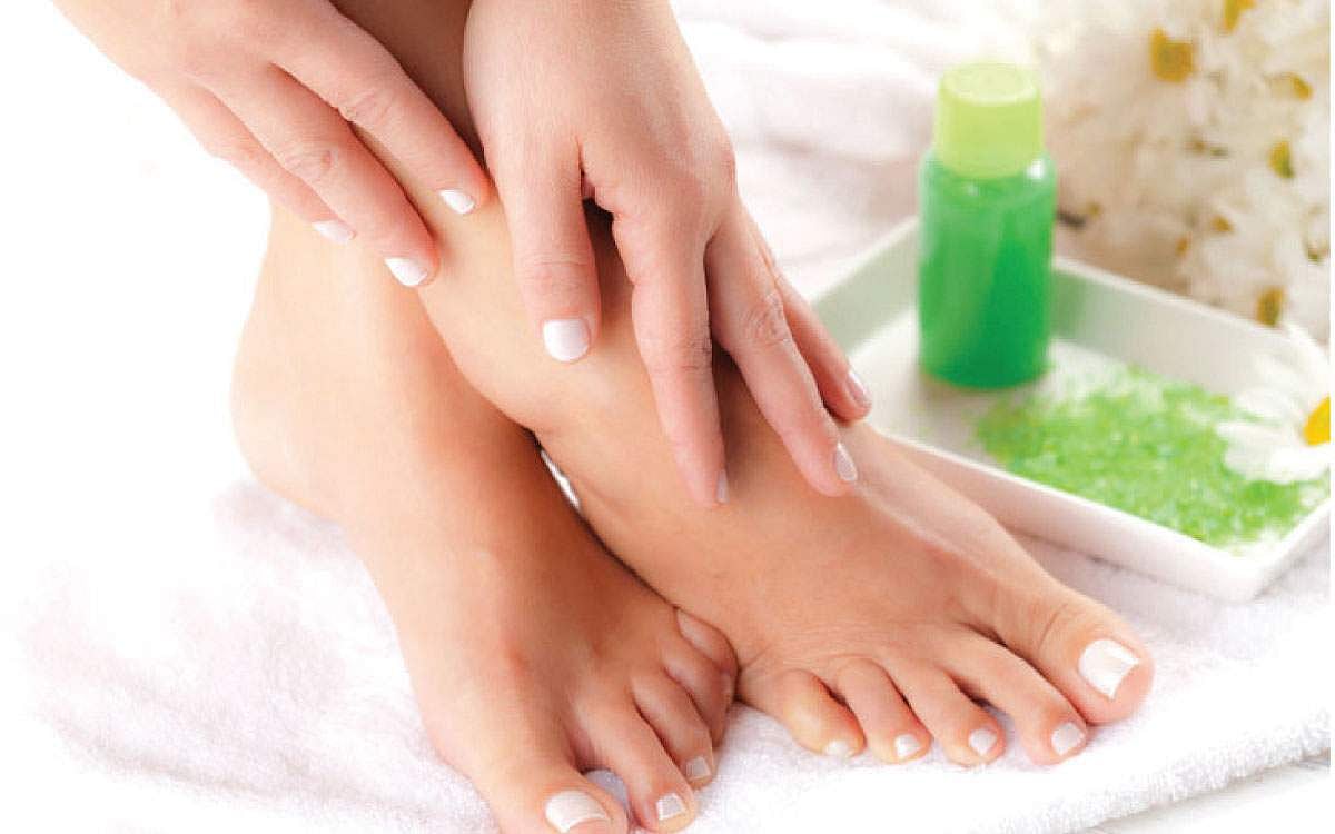 கால்களில் உள்ள கரும்புள்ளிகள் மறைய..