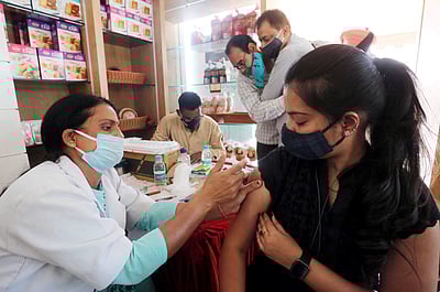 இதுவரை 47 லட்சம் பேருக்கு தடுப்பூசி