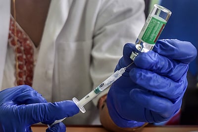 உ.பி.யில் இதுவரை ஒரு கோடி பேருக்கு கரோனா தடுப்பூசி செலுத்தப்பட்டது