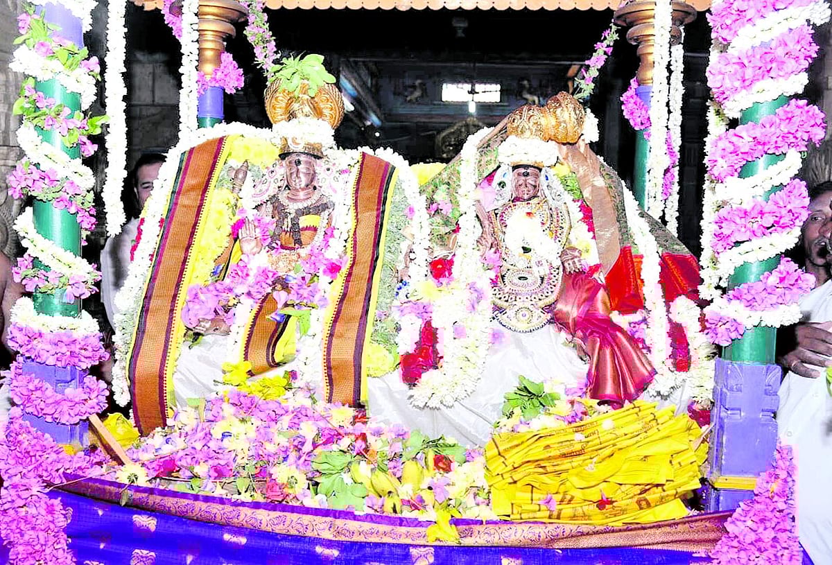 தேவியின் திருத்தலங்கள் 17: பவானி வேதநாயகி அம்மன்