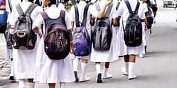 நெல்லை மாவட்ட பள்ளிகளில் காலாண்டு தோ்வு தொடக்கம்