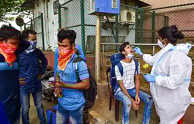 ஆந்திரத்தில் மேலும் 9,716 பேருக்கு கரோனா தொற்று