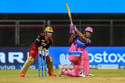 துபே, திவாதியா அதிரடி: ராயல் சேலஞ்சர்ஸ் பெங்களூருக்கு 178 ரன்கள் இலக்கு