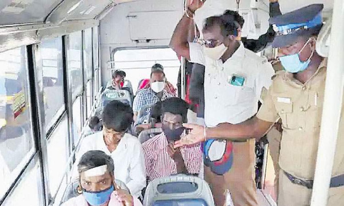 முகக் கவசம் அணியாதவா்களிடம் ரூ.200 வசூல்: பாதிப்புக்குள்ளாகும் அடித்தட்டு மக்கள்!