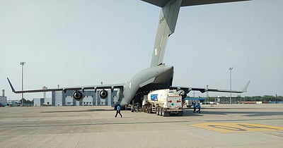 வானத்தில் பறக்கும் ஆக்சிஜன் லாரிகள்!