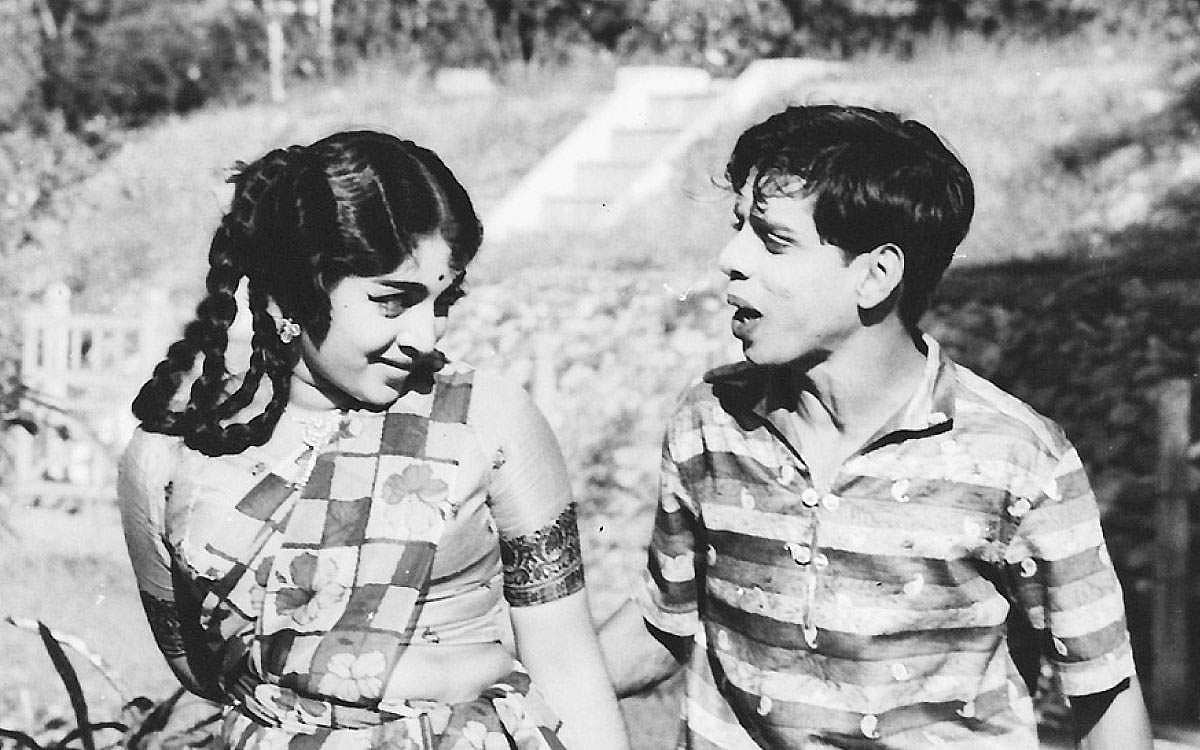 ரோஜா மலரே! - 86: தேடி வந்த  எம்.ஜி.ஆர் பட வாய்ப்பு! - குமாரி சச்சு