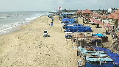 முழு ஊரடங்கால் வெறிச்சோடிய தமிழக சாலைகள் - புகைப்படங்கள்