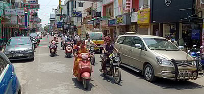 வெயில்: காலை 11 - பிற்பகல் 3.30 மணி வரை பொதுமக்கள் வெளிய வர வேண்டாம்!