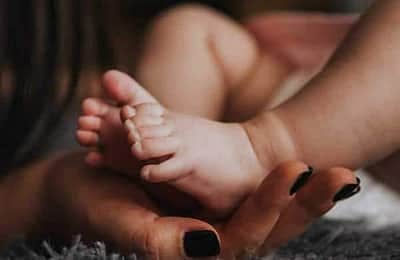 உ.பி.யில் ஆக்சிஜன் பற்றாக்குறை: பிறந்து சில மணி நேரத்தில் இரட்டைக் குழந்தைகள் பலி