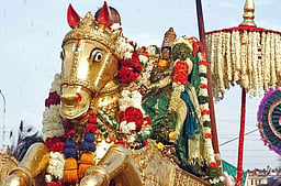 கள்ளழகரை குளிர்விக்கும் தீர்த்தவாரி திருவிழா!