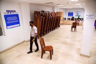 காணாமல் போன கரோனா நோயாளிகள்: தேடும் காவல் துறை