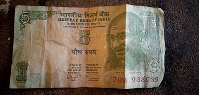 5 ரூபாய் நோட்டை வாங்க மறுக்கும் வியாபாரிகள்