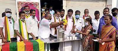 தவாக சாா்பில் கபசுரக் குடிநீா்