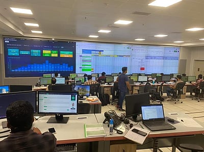 கரோனா பேரிடருக்கு எதிராக கவனம் பெறும் கேரள கட்டுப்பாட்டு மையம்