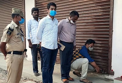 3 நாள்களுக்கு மதுக் கடைகள் மூடல்: மதுபானக் கிடங்குகளுக்கும் ‘சீல்’ வைப்பு