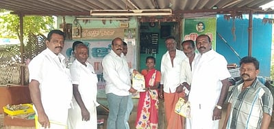 பாவூா்சத்திரம் பகுதியில் திமுக வாக்கு சேகரிப்பு