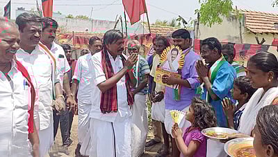 அந்தியூா் கிராமங்களில் திமுக வேட்பாளா் பிரசாரம்