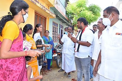பெண்களை அவமதிக்கும் திமுகவுக்கு தோ்தலில் பாடம் புகட்ட வேண்டும்: எம்.யுவராஜா