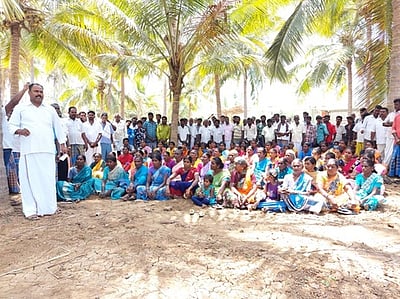 திமுகவுக்கு கிராம மக்கள் கண்டனம்