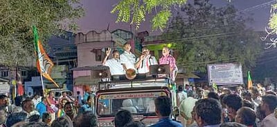 ஏரலில் அதிமுக வேட்பாளா் இறுதிக்கட்ட பிரசாரம்