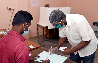 புதுச்சேரி: 3 மணி நிலவரப்படி 65.11% வாக்குப்பதிவு