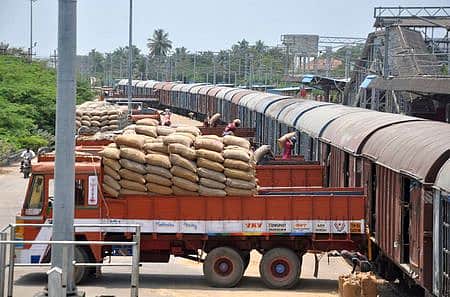 சரக்கு ரயில்கள் மூலம் ரூ. 1.17 லட்சம் கோடி வருவாய்: ரயில்வே அமைச்சகம்