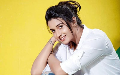 காந்த கண்ணழகி பிரியா பவானி சங்கர் - படங்கள்