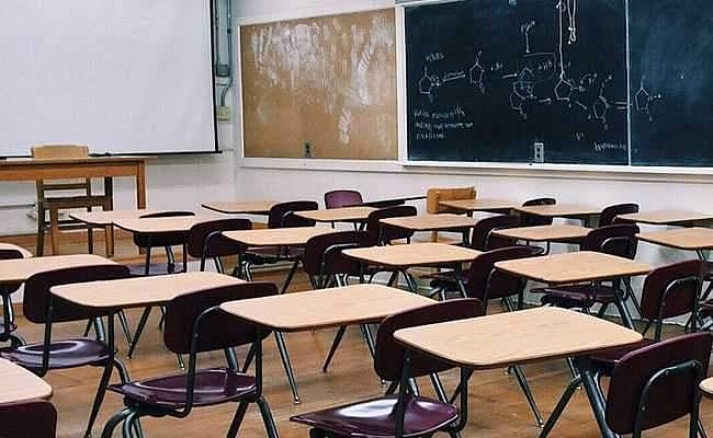 இமாசலில் ஏப்.21 வரை பள்ளி, கல்லூரிகள் மூடல்