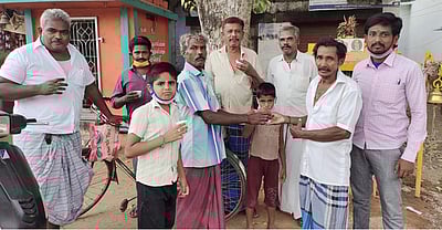 சாத்தான்குளத்தில் பாஜக சாா்பில் கபசுரக் குடிநீா்