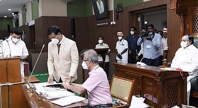 எம்எல்ஏவாக பதவியேற்றுக்கொண்டார் முதல்வர் மு.க. ஸ்டாலின்