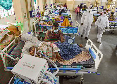 கரோனா பரவலில் 3-ம் இடத்தில் தமிழகம்: மத்திய அரசு