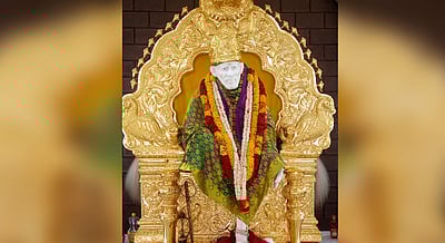 அருப்புக்கோட்டை ஸ்ரீசீரடிசாய்பாபா  கோவிலில் சிறப்பு வழிபாடு