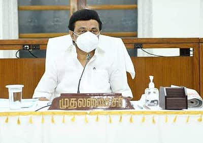 கள்ளச்சந்தையில் ரெம்டெசிவிர், ஆக்சிஜன் விற்றால் குண்டாஸ்: முதல்வர் எச்சரிக்கை