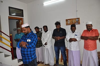 தென்காசியில் ரமலான் சிறப்புத் தொழுகை