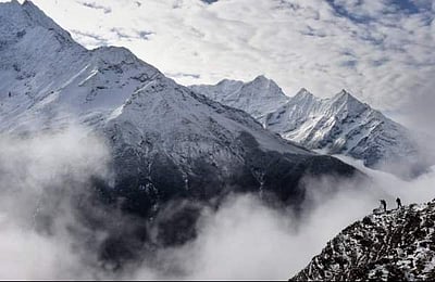 எவரெஸ்ட் மலையேற்றத்துக்கு சீனா தடை