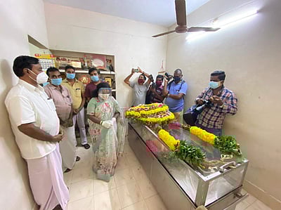 கி.ரா.உடல் அரசு மரியாதையுடன் சொந்த ஊருக்கு அனுப்பி வைப்பு