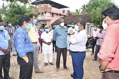 கீழ்வேளூா் அரசு மருத்துவமனையில் கரோனா சிகிச்சை மையம்