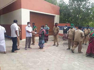 கெங்கவல்லியில் ராஜீவ் காந்தி நினைவு தினம் அனுசரிப்பு