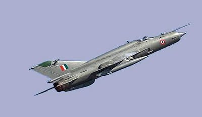 பஞ்சாப்பில் விமானப்படையின் மிக்-21 விமானம் விழுந்து விபத்து