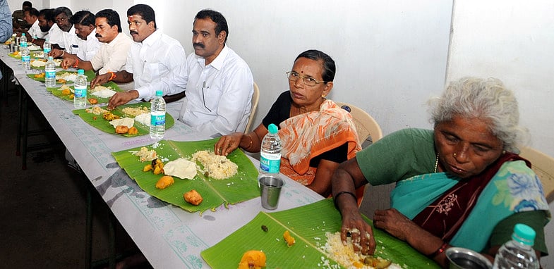 சிவபோஜன் திட்டத்தை ஜூன் 14 வரை நீட்டித்தது மகாராஷ்டிர அரசு 