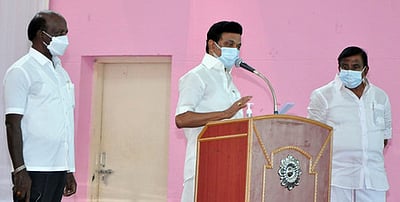 தமிழகத்தில் மீண்டும் முழு பொதுமுடக்கம்: இன்று முடிவு முதல்வா் பேட்டி