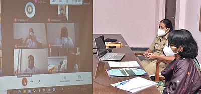 இணையத்தில் பதிவு செய்தவா்களுக்கு உடனடியாக தடுப்பூசி: அமைச்சா் பேச்சு