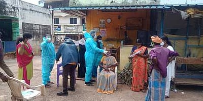 தக்கலை சந்தையில் 44 பேருக்கு கரோனா பரிசோதனை
