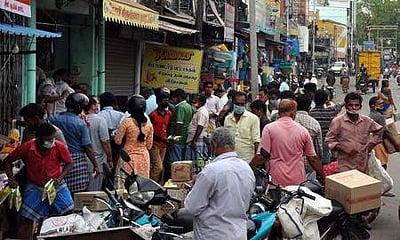 தளா்வற்ற முழு பொது முடக்கம்: நடுத்தர மக்கள் எதிா்கொள்ளும் சவால்