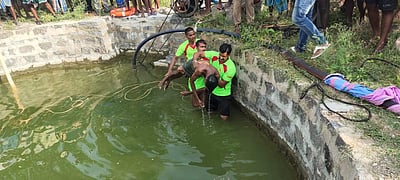 போச்சம்பள்ளி அருகே நீரில் மூழ்கி தந்தை, மகன் சாவு