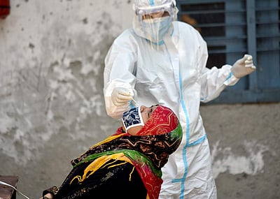 கேரளத்தில் புதிதாக 24,166 பேருக்கு கரோனா தொற்று